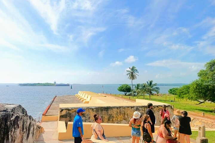 5 Islas con Encanto – Golden: Aventura, Naturaleza y Diversión en un Solo Día