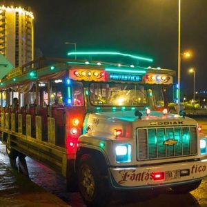 Bus Party Cartagena – ¡Diversión sobre ruedas!