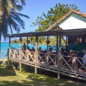 Cocotera Beach Bar Classic – Snorkel, Relax y Sabor Caribeño en el Rosario