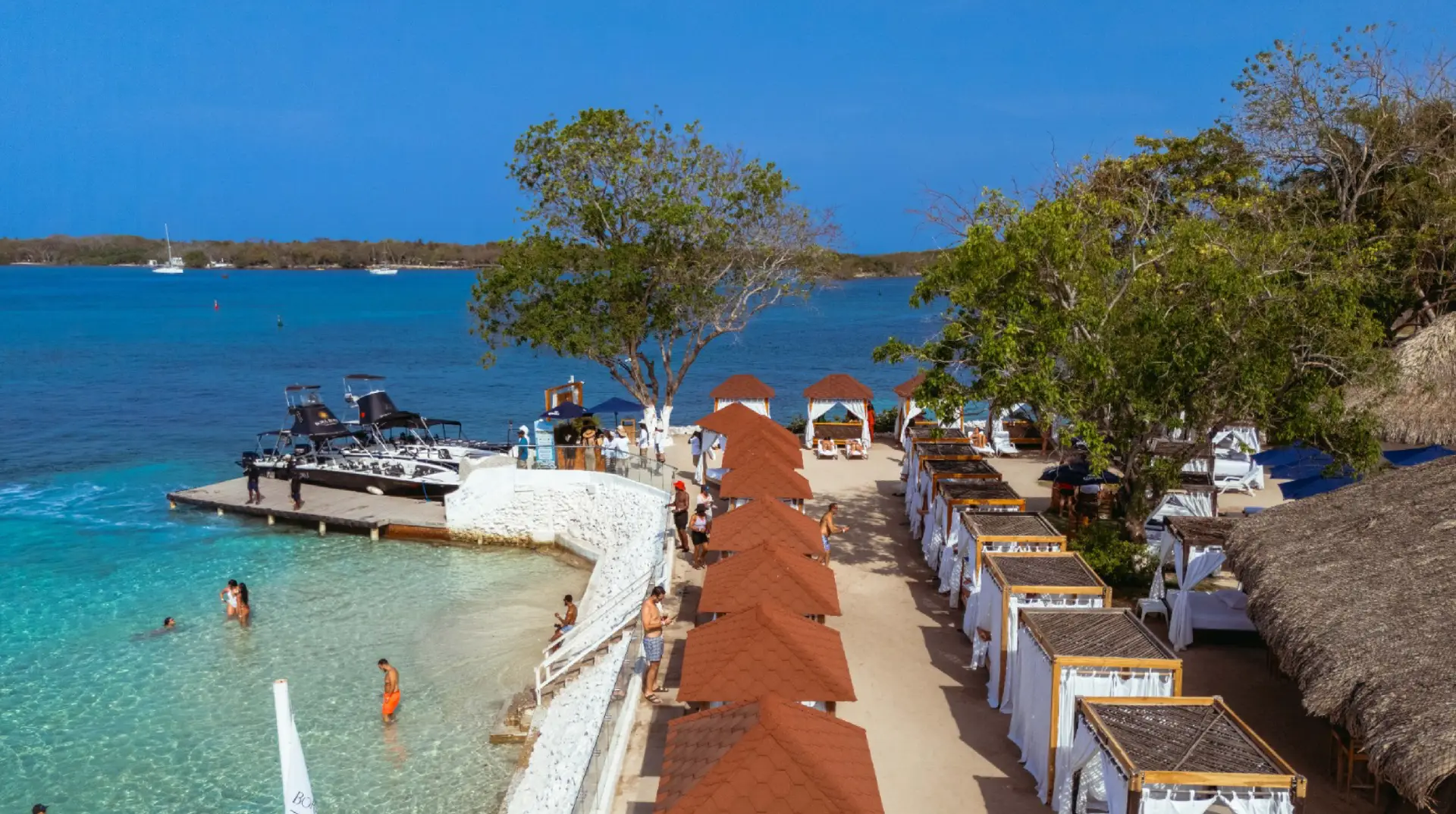 Bora Bora Beach Club – Lujo, Ritmo y Playa en el Archipiélago del Rosario - Image 3