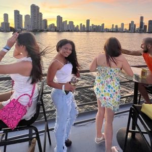 Tour Bahía en Catamarán – Cartagena